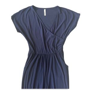 Gilli short sleeve v-neck jumpsuit